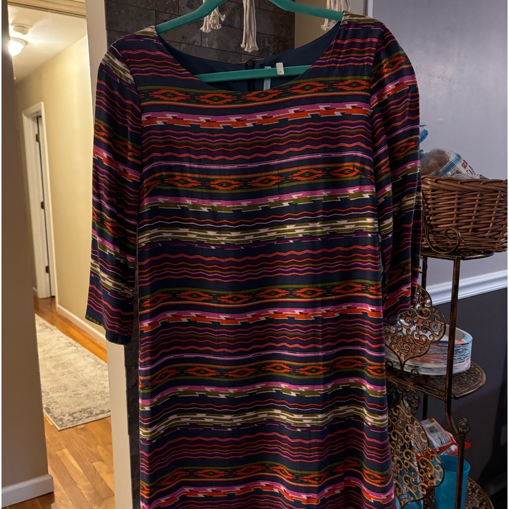 Short casual ladies dress with lining